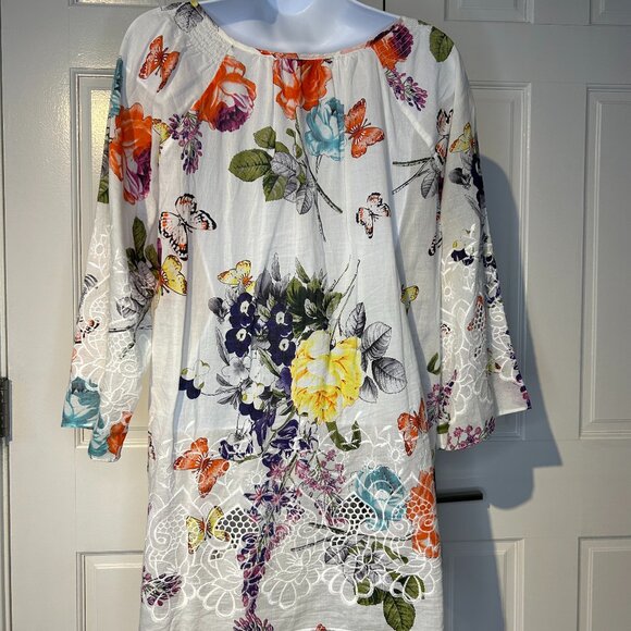 Garden themed tunic w/ cut-out work - Picture 5 of 8
